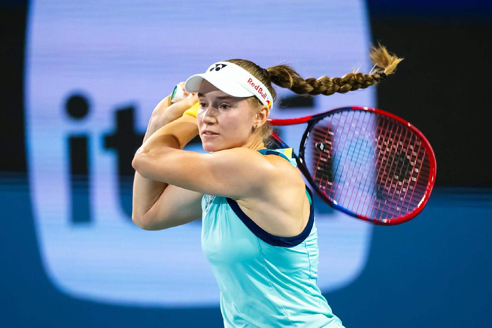 包含阿扎伦卡迎来三赛季高光表现，掘金球迷沸腾！的词条