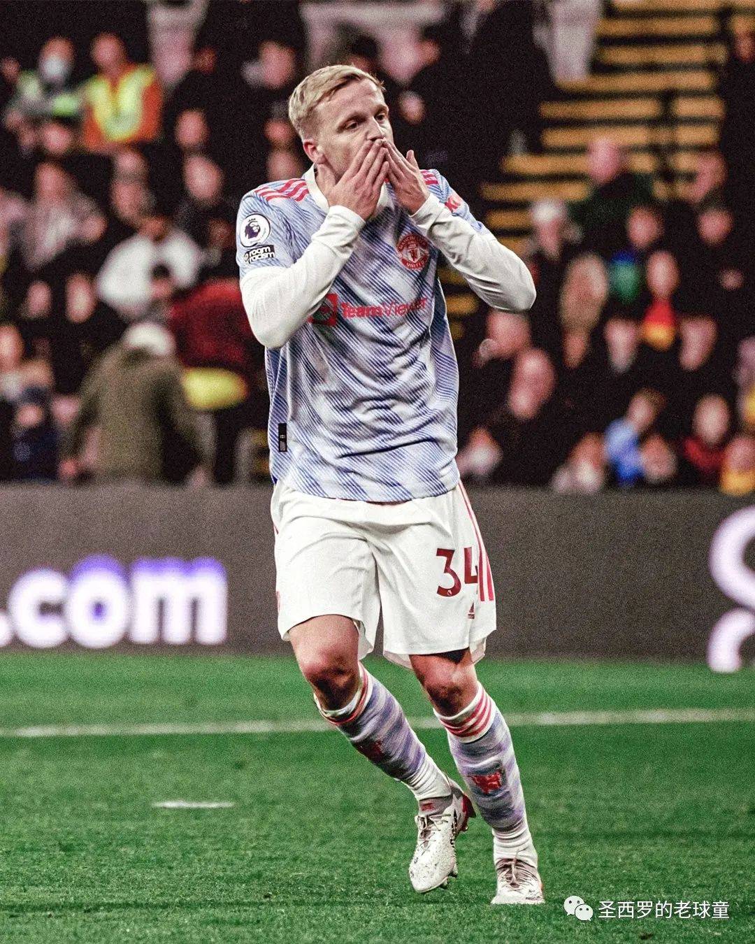 九游体育APPAC米兰训练开放日，赛后内部沟通引欢呼，葡超在即，心理建设被强调(ac米兰vs多特蒙德直播)